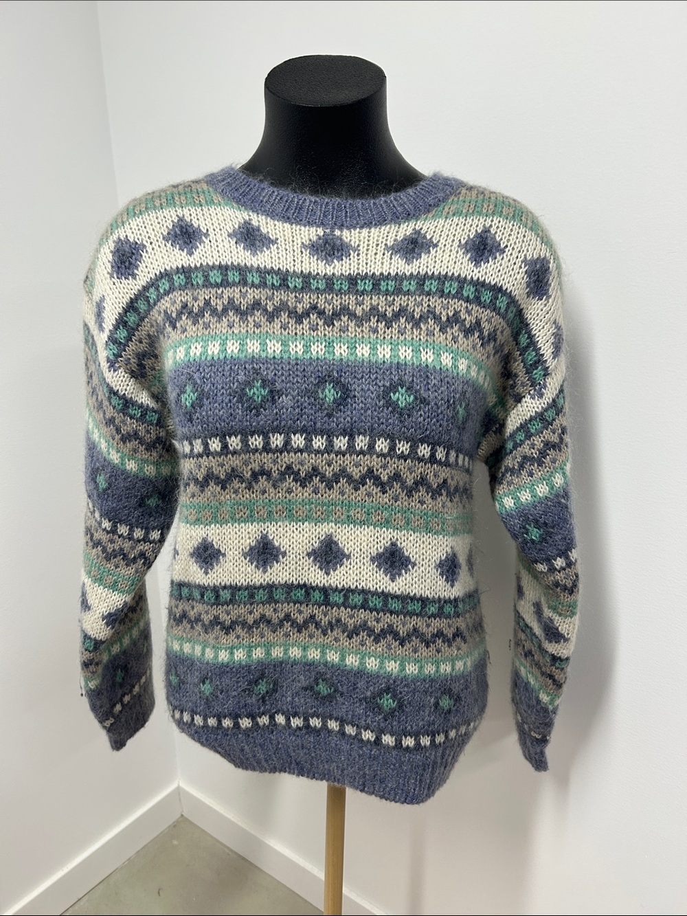 Vintage L.L. Bean Mohair Blend Fair Isle Sweater Small Blue Purple Nordic Fuzzy